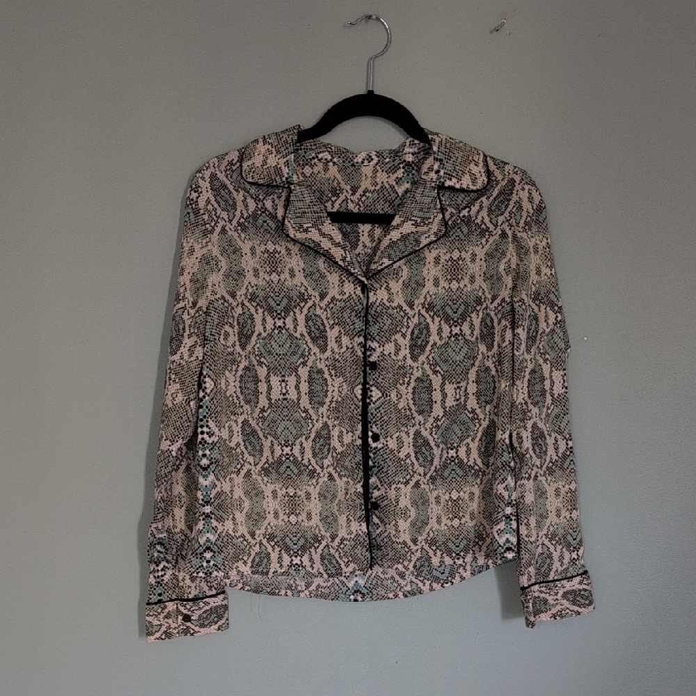 Elegant Snake Print Women's Blouse